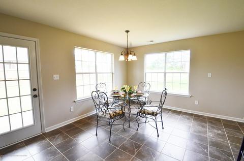 104 Eagle St, Senatobia, MS 38668 photo 9