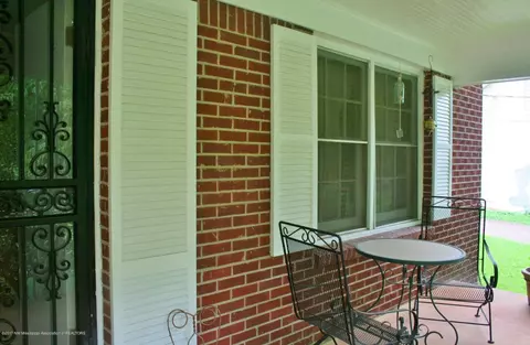 207 E Gilmore, Senatobia, MS 38668 photo 6