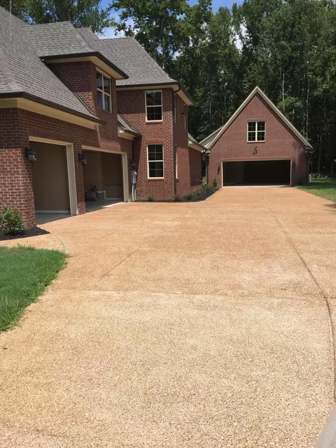 570 Belmont Ests, Hernando, MS 38632 photo 2