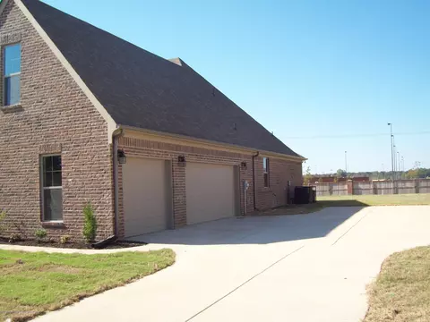 7095 Jercel Cv, Olive Branch, MS 38654 photo 3