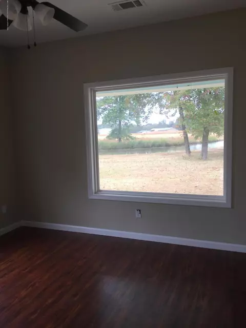 697 Mcclyde, Como, MS 38619 photo 17