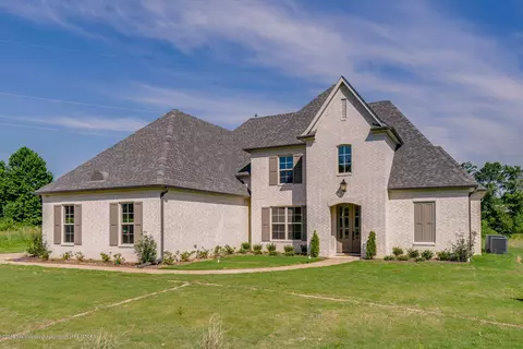 1705 West Cv, Hernando, MS 38632 photo 1