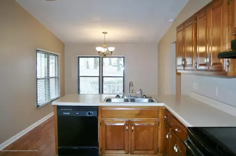 110 Pine Tree, Senatobia, MS 38668 photo 9