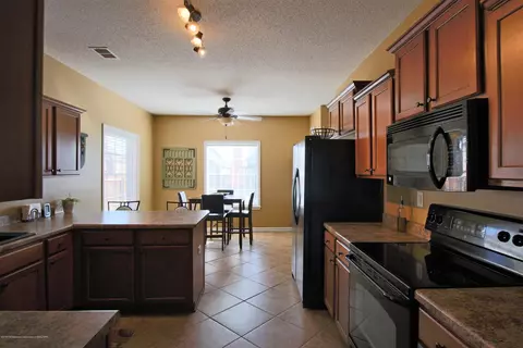 5784 E Bedford Loop, Southaven, MS 38672 photo 9