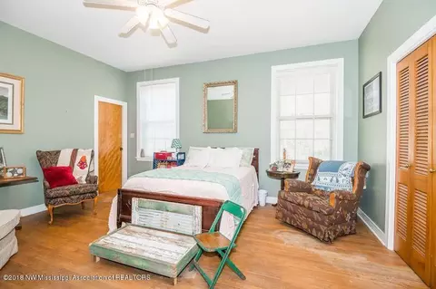 404 Sycamore St, Como, MS 38619 photo 21