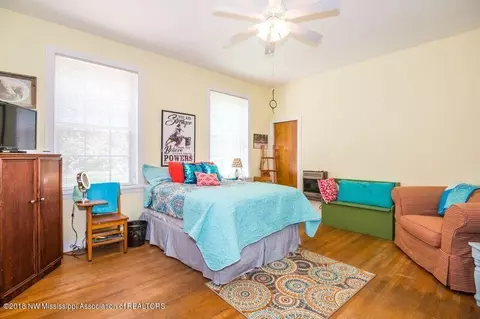 404 Sycamore St, Como, MS 38619 photo 20