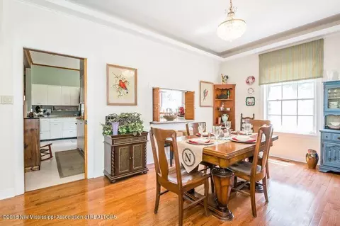 404 Sycamore St, Como, MS 38619 photo 8