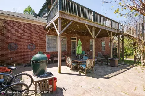 404 Sycamore St, Como, MS 38619 photo 37