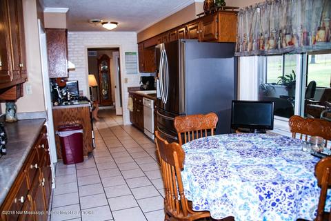 2668 Hunter Rd, Nesbit, MS 38651 photo 4
