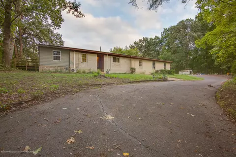 3151 Pleasant Hill Dr, Nesbit, MS 38651 photo 4