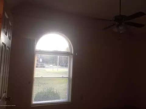 3760 Plum Point Dr E, Olive Branch, MS 38654 photo 23