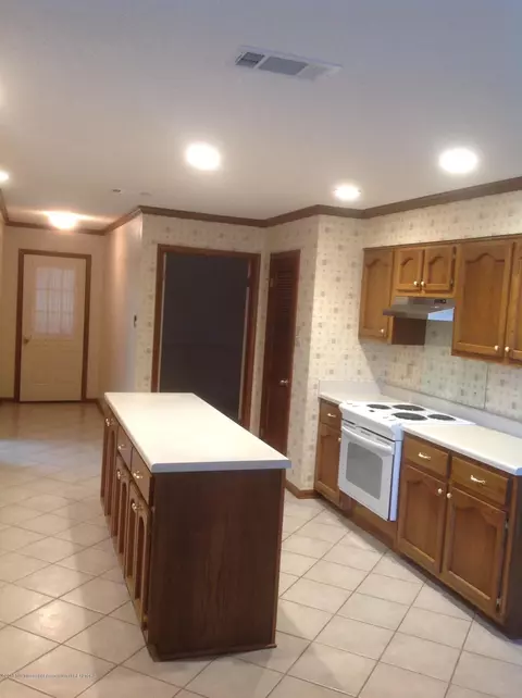 3760 Plum Point Dr E, Olive Branch, MS 38654 photo 20