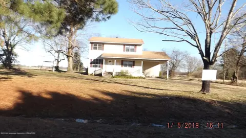 718 Kelsey Massie Rd, Como, MS 38619 photo 2