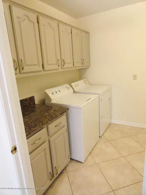 1325 Thousand Oaks Dr, Hernando, MS 38632 photo 31