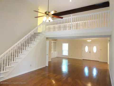 1325 Thousand Oaks Dr, Hernando, MS 38632 photo 8