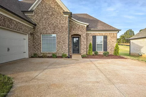 574 Mcneese Dr, Nesbit, MS 38651 photo 2