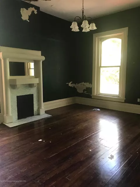 304 N Sycamore St, Como, MS 38619 photo 7