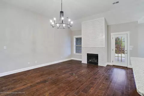 1051 Sabrina Dr, Hernando, MS 38632 photo 9