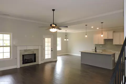 5020 E Point Cv, Olive Branch, MS 38654 photo 3
