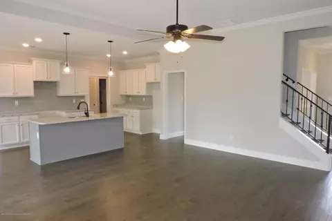 5020 E Point Cv, Olive Branch, MS 38654 photo 7