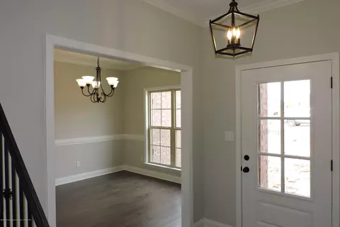 5020 E Point Cv, Olive Branch, MS 38654 photo 4