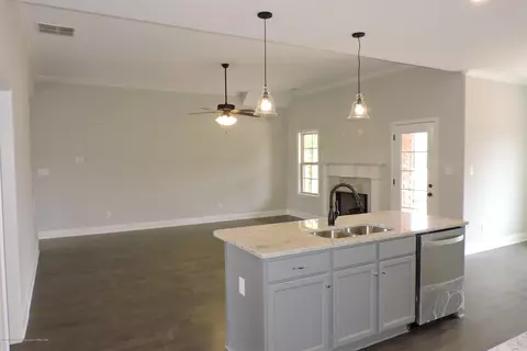 5020 E Point Cv, Olive Branch, MS 38654 photo 13