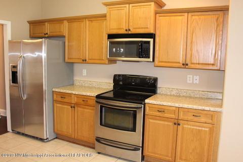1242 S Heritage Dr, Hernando, MS 38632 photo 7