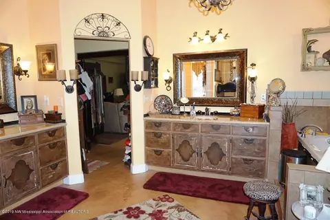 302 Wesson St, Como, MS 38619 photo 56