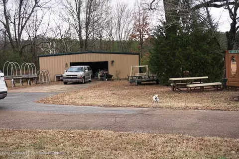 302 Wesson St, Como, MS 38619 photo 65