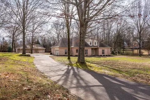 8871 Windersgate Dr, Olive Branch, MS 38654 photo 1
