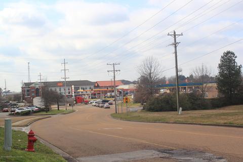9105 E Sandidge Rd, Olive Branch, MS 38654 photo 16