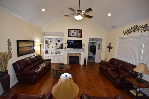 7276 E Wind Park Dr, Olive Branch, MS 38654 photo 9