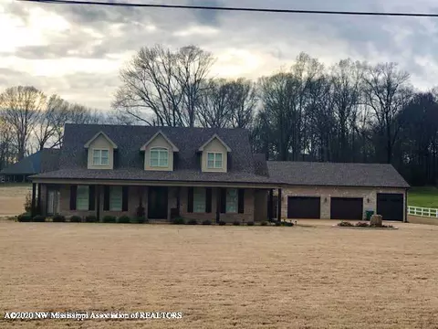 1433 Tulane Rd, Nesbit, MS 38651 photo 2