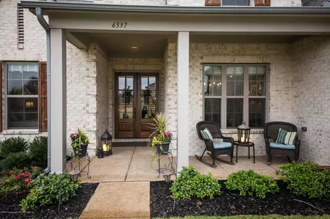 6337 Chippewa Dr, Olive Branch, MS 38654 photo 2