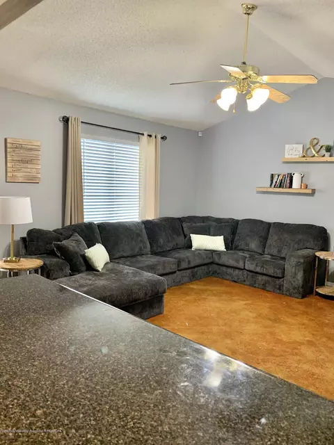 6299 E Oak Run Dr, Olive Branch, MS 38654 photo 5