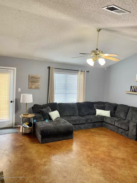 6299 E Oak Run Dr, Olive Branch, MS 38654 photo 6