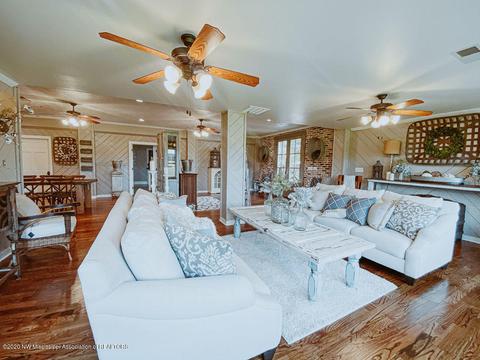 305 Jayme Lynn Dr, Como, MS 38619 photo 127