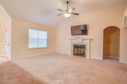 8965 Gavin Dr, Olive Branch, MS 38654 photo 4