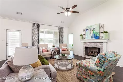 7521 Iron Loop, Olive Branch, MS 38654 photo 10