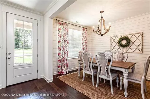7521 Iron Loop, Olive Branch, MS 38654 photo 2