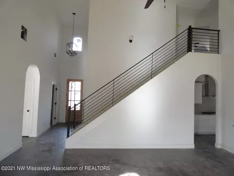 1718 West Cv, Hernando, MS 38632 photo 2