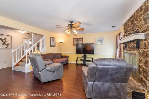 1154 Broady Rd, Nesbit, MS 38651 photo 2