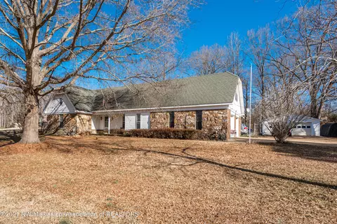 1154 Broady Rd, Nesbit, MS 38651 photo 1