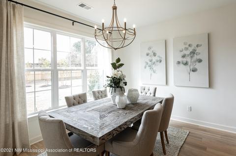 Dining - 3075 Tina Renee Ln, Nesbit, MS 38651 photo 1 of 3