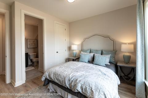 Bedroom - 3075 Tina Renee Ln, Nesbit, MS 38651 photo 1 of 6