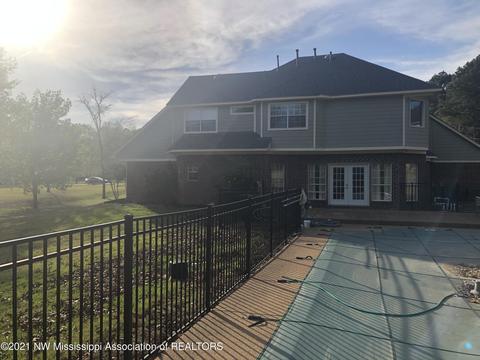 358 E Crockett Loop, Hernando, MS 38632 photo 3
