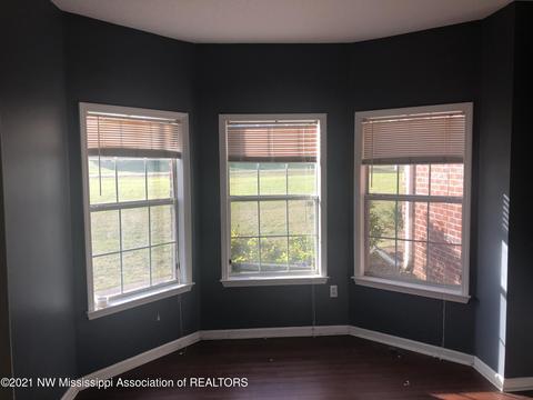 358 E Crockett Loop, Hernando, MS 38632 photo 10