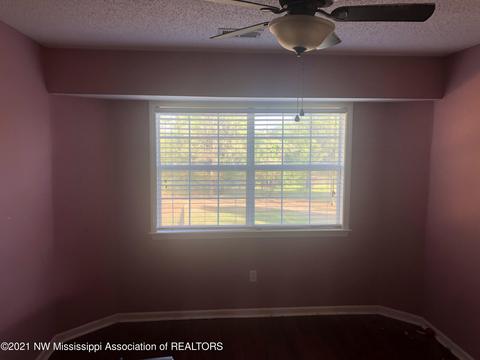 358 E Crockett Loop, Hernando, MS 38632 photo 13