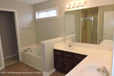 9416 E Geneva Loop, Olive Branch, MS 38654 photo 17