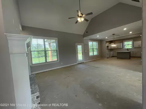 1691 Bristol Dr, Nesbit, MS 38651 photo 6